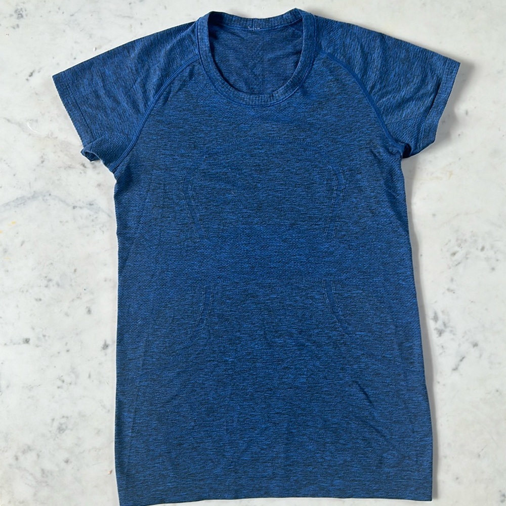 Lululemon Swiftly Tech T Shirt size 8